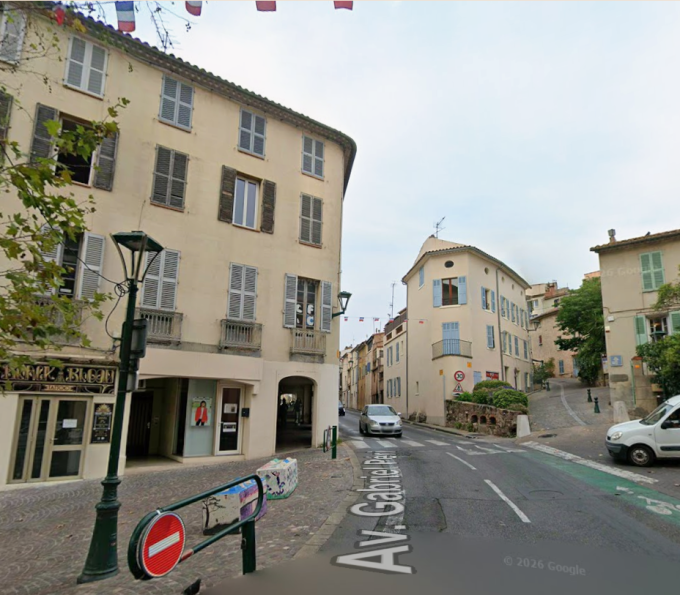 Location Immobilier Professionnel Local commercial La Garde (83130)